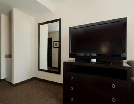 Standard Room image 4