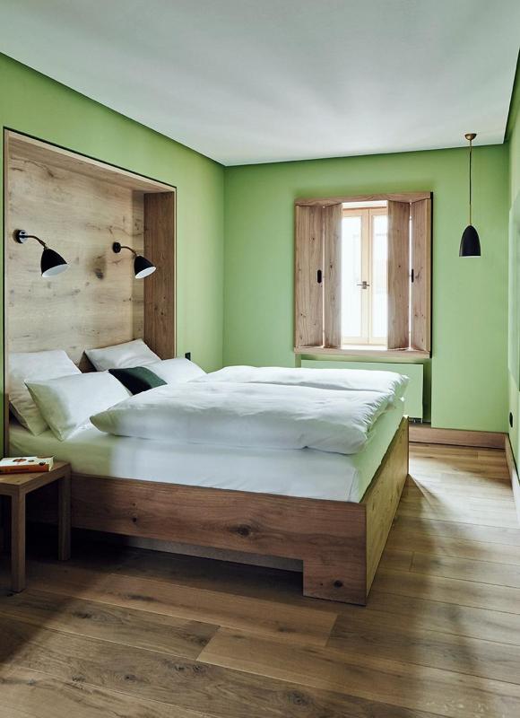 Classic Double Room image 1