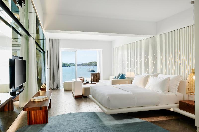 Signature Suite with Sea View image 1