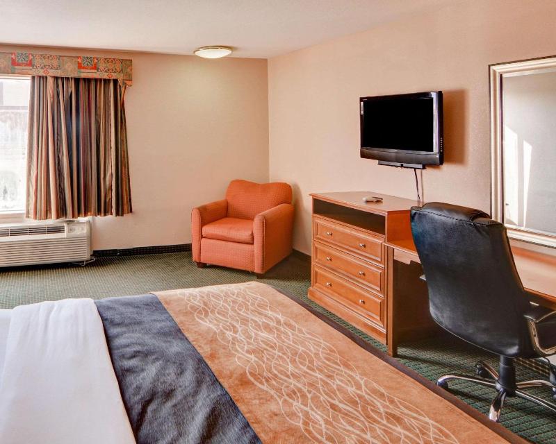 King Room - Non-Smoking image 1