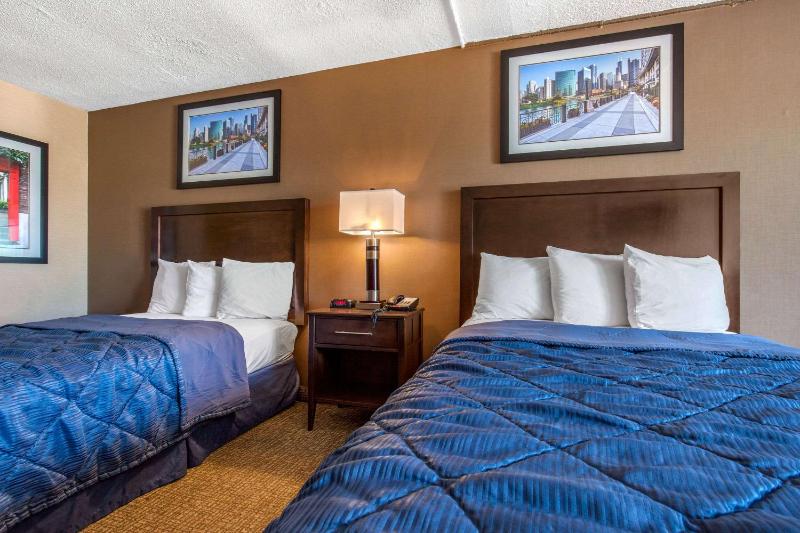 Double Room with Two Double Beds - Non-Smoking image 2