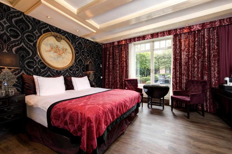 Deluxe Room with Garden View image 1