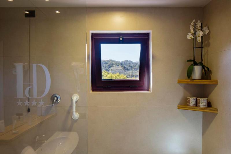 Junior Suite image 1