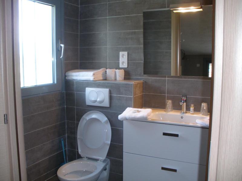 Quadruple Room image 3
