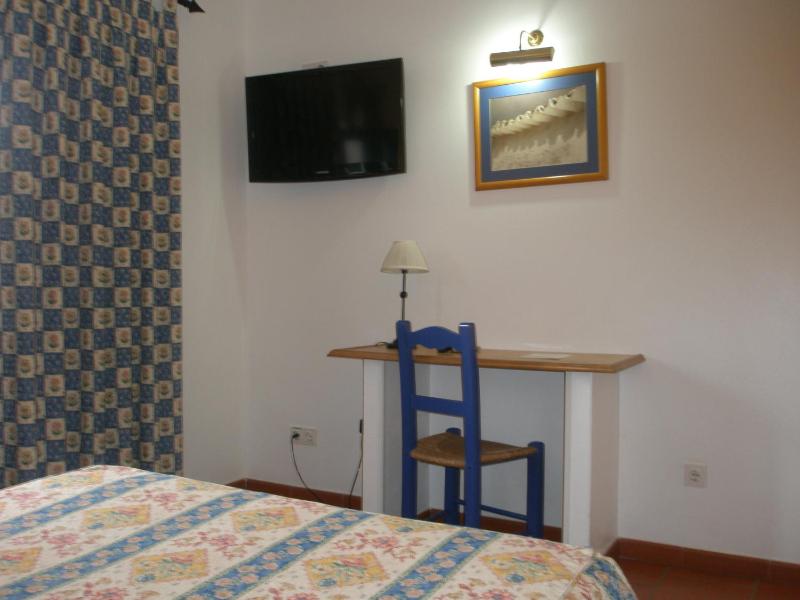 Double Room image 4