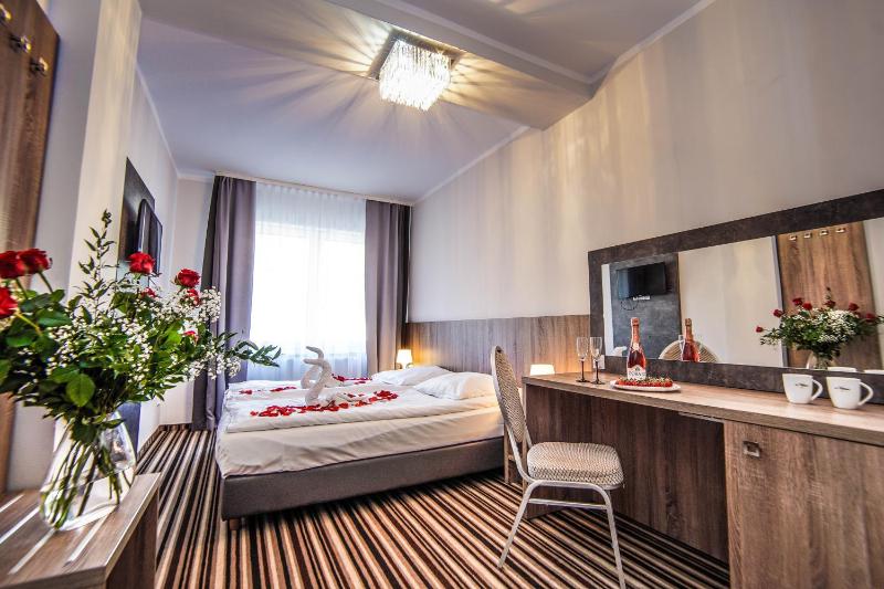 Superior Double or Twin Room image 2