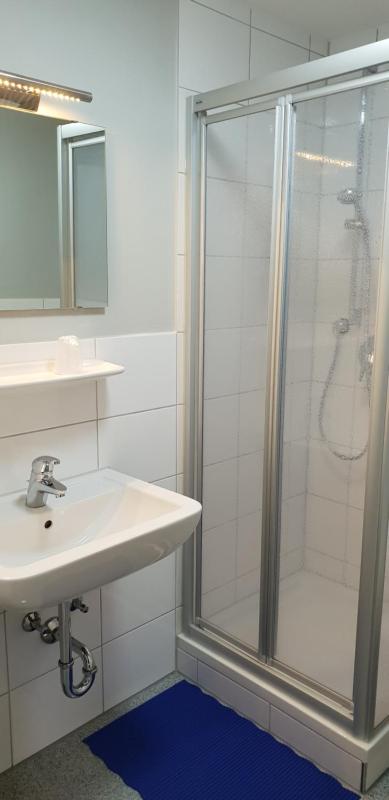 Twin Room image 1