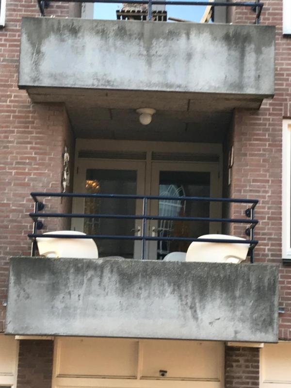 One-Bedroom Apartment image 3