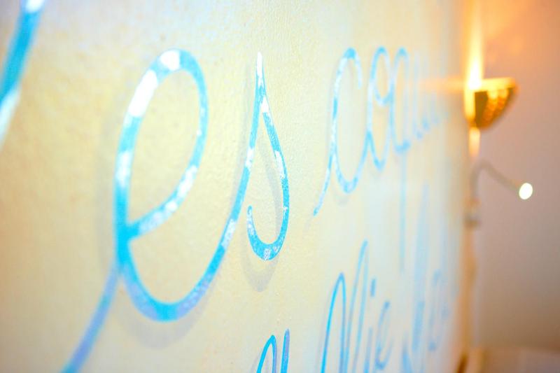 Deluxe Double or Twin Room with Sea View image 3