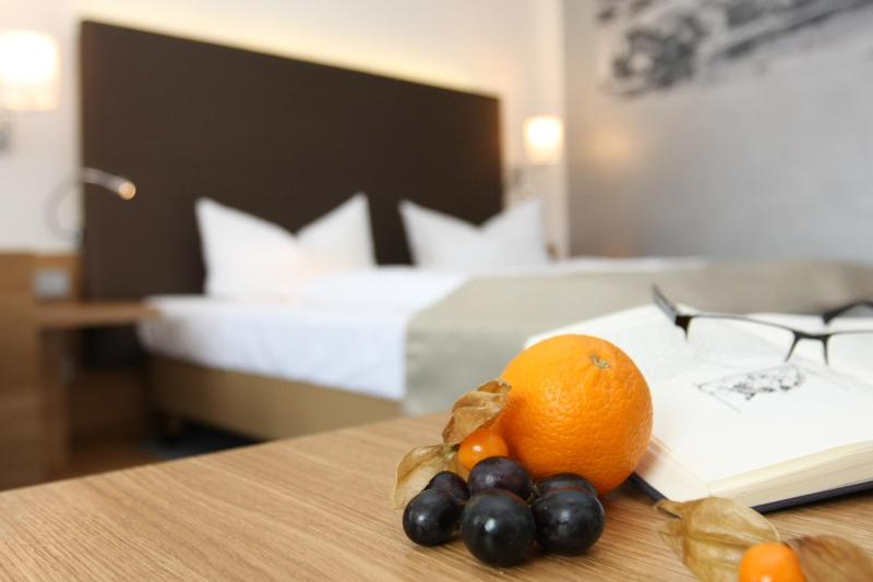 Premium Double Room image 4