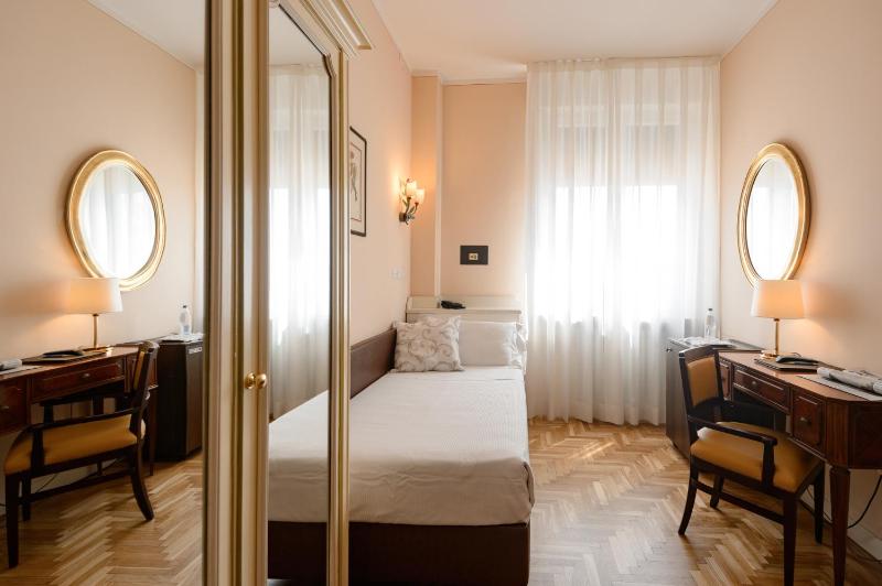 Triple Room image 4