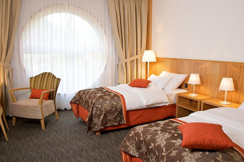 Triple Room image 3