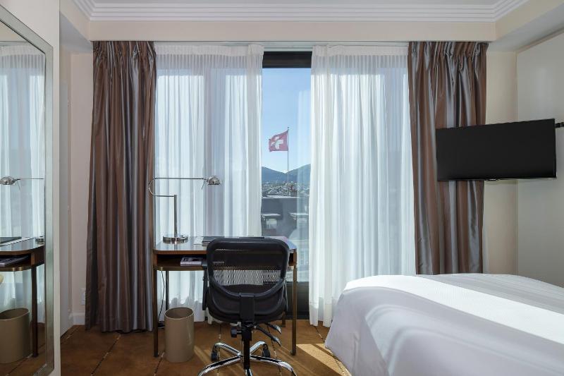 Single Room image 4