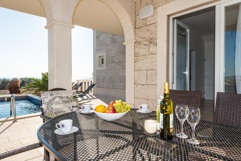 Villa Stani luxury villa with a pool - image 32