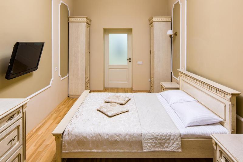 Apartment image 3
