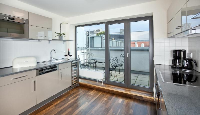 Two-Bedroom Penthouse Apartment image 4