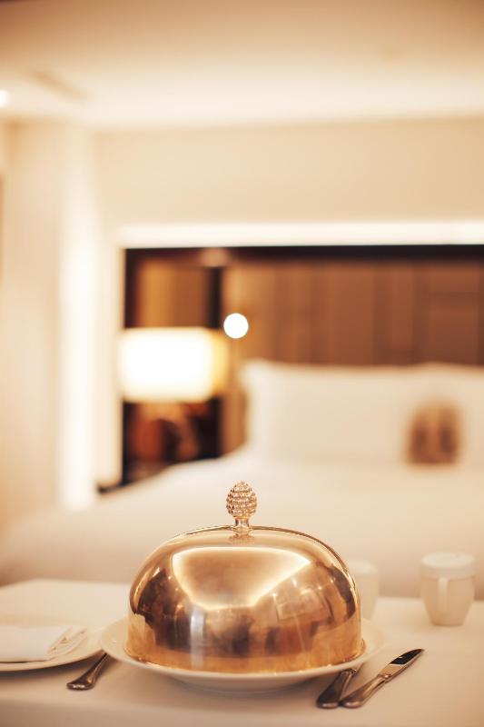 Presidential Suite with Creek View and Lounge Access - 25% Discount on F&B  and SPA image 4