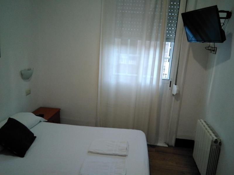 Hostal Ancla Dorada - image 16