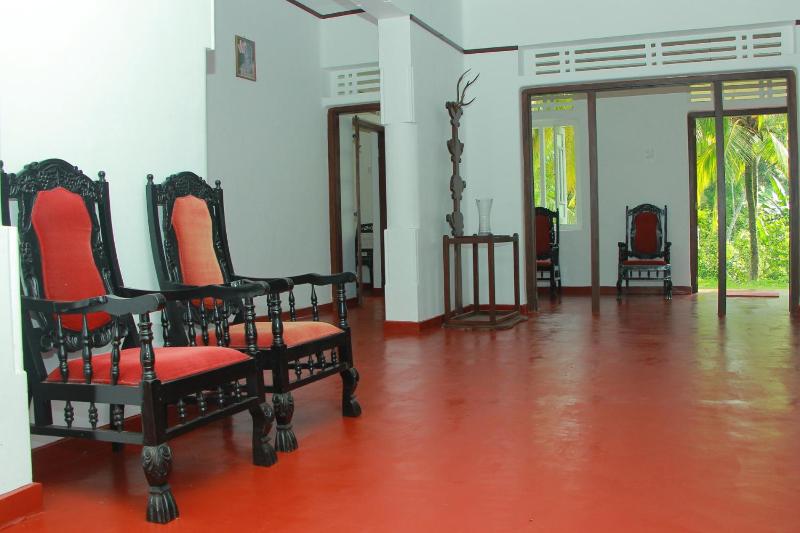 Red Araliya Villa Weligama - image 6