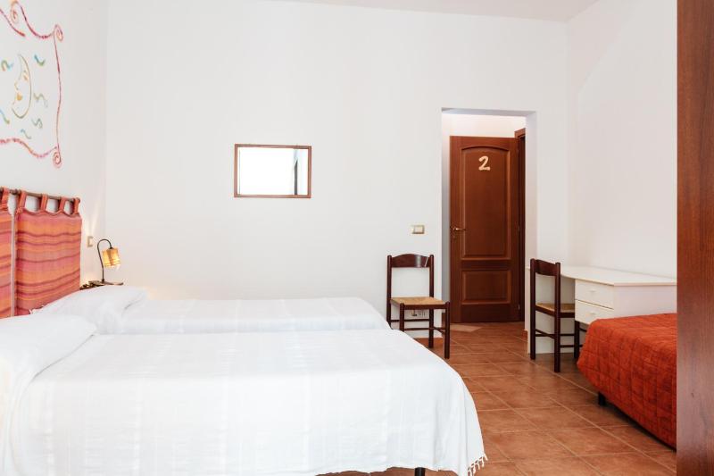 Triple Room image 3