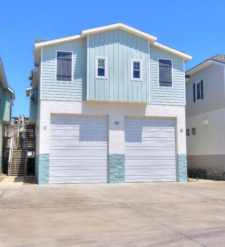 Two-Bedroom Townhouse image 3