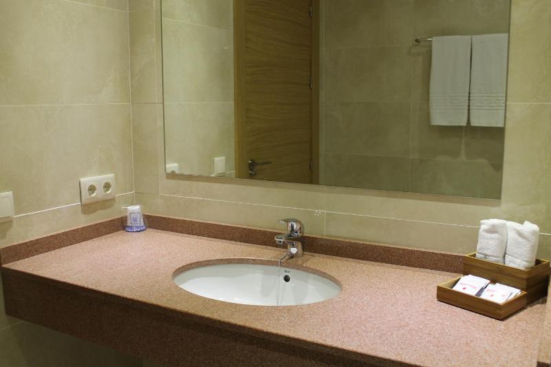 Hotel Carmen - image 7
