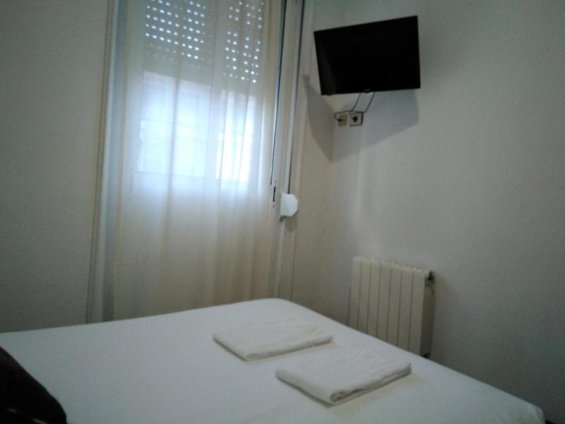 Hostal Ancla Dorada - image 2