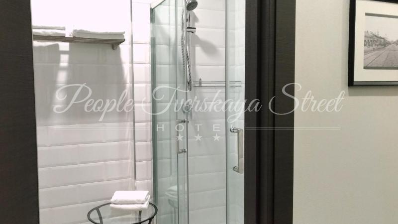 Standard Single Room image 3