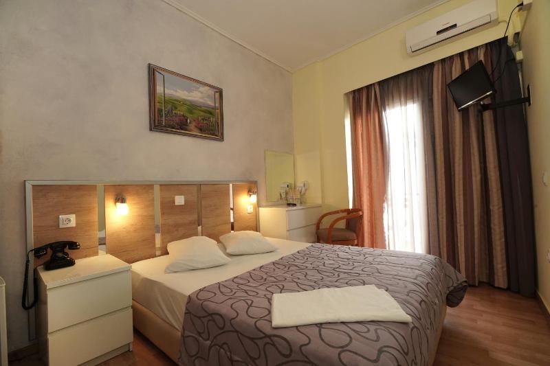 Socrates Hotel - image 9