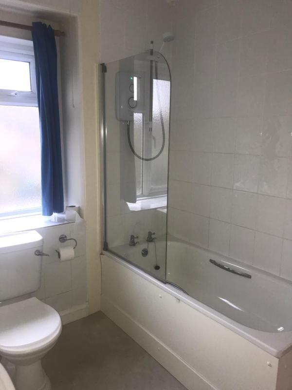 Double or Twin Room with Bathroom image 3