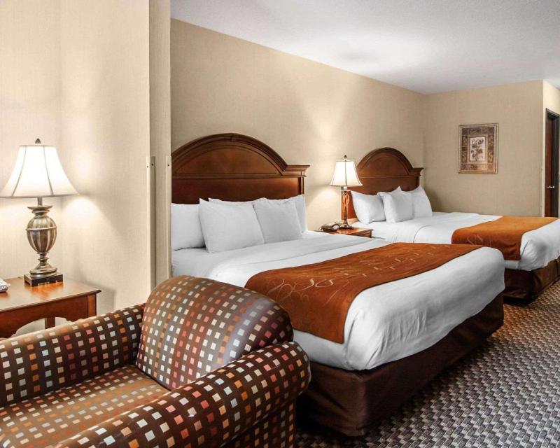 Superior King Suite - Non-Smoking image 2