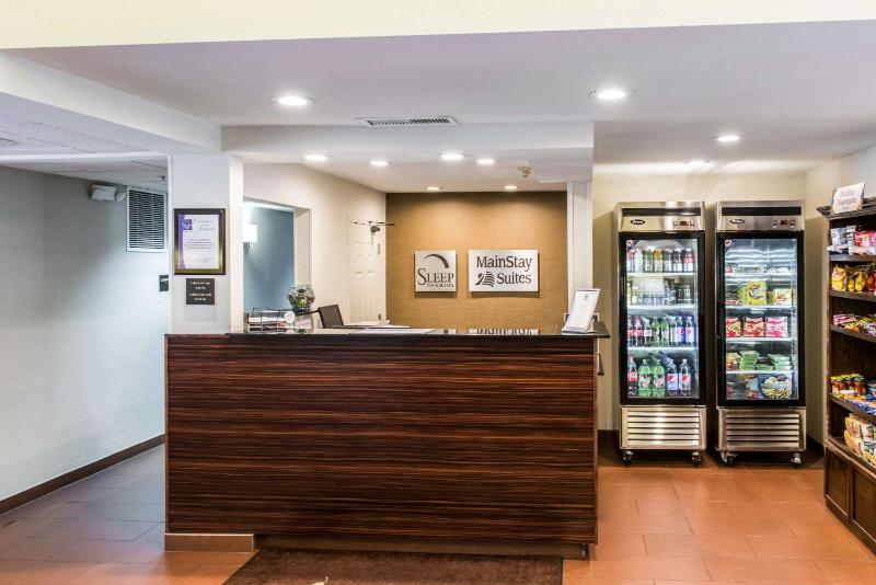 Sleep Inn & Suites Pittsburgh Airport - image 25