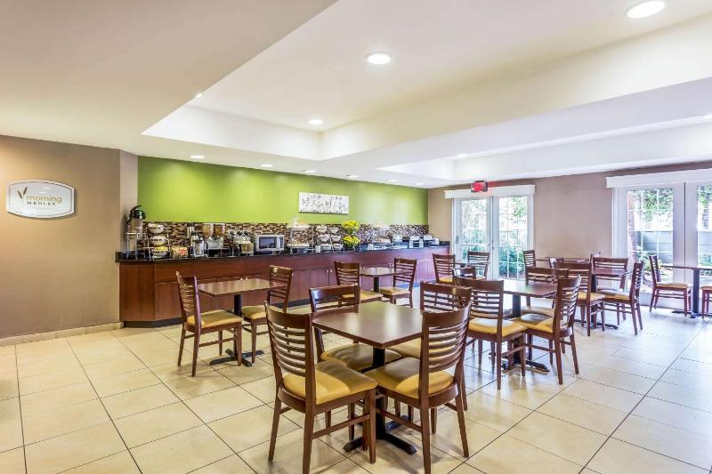 Sleep Inn Charleston - West Ashley - image 4
