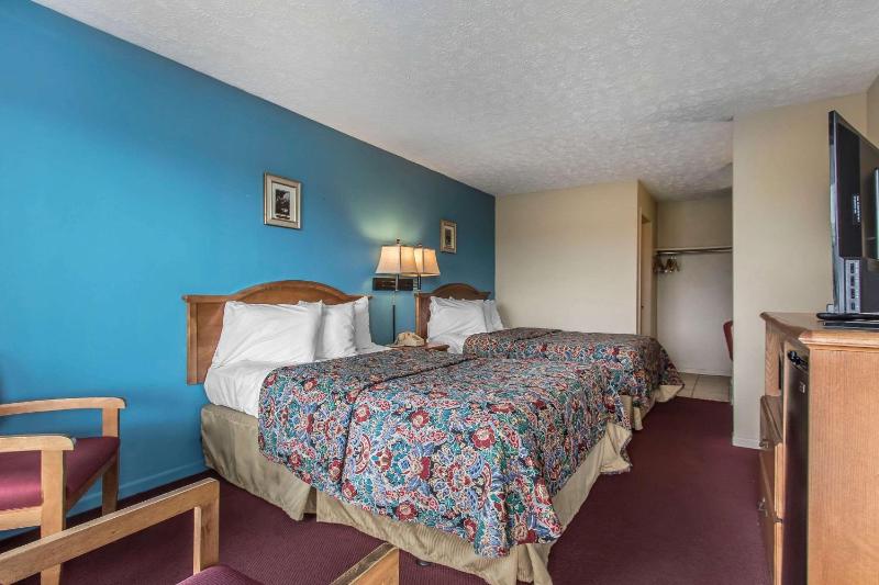 Double Room with Two Double Beds - Non-Smoking image 1