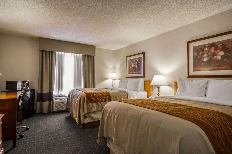 Double Room with Two Double Beds - Non-Smoking image 1