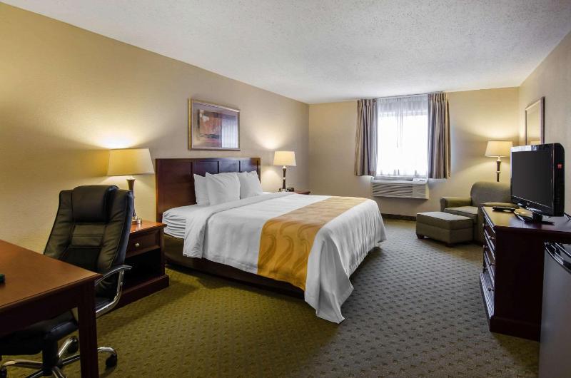 King Room - Non-Smoking image 1