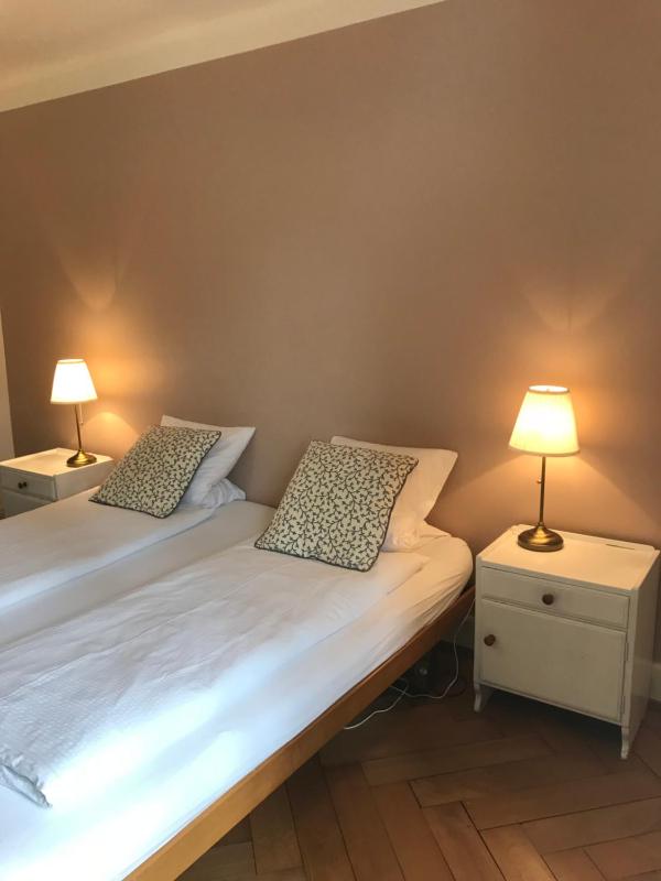 Double Room with Shared Bathroom image 3