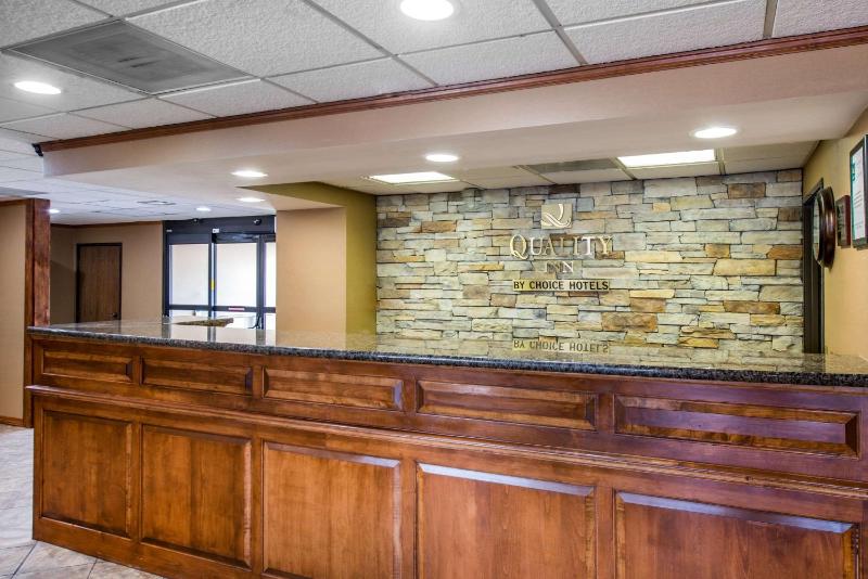 Quality Inn Colorado Springs South - image 32