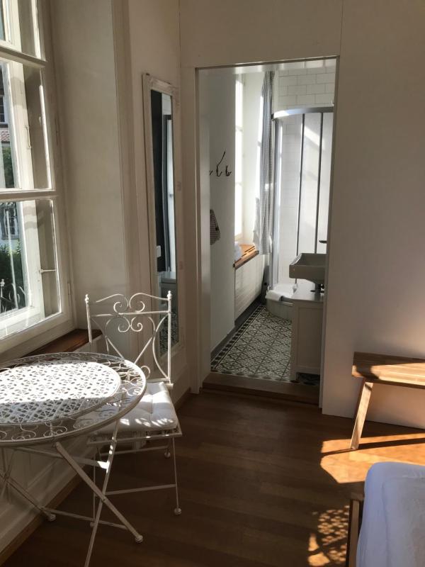 Double Room with Private Bathroom image 1