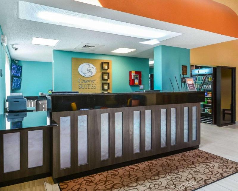 Comfort Suites Tampa - Brandon - image 20