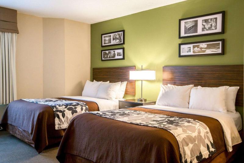 Double Room with Two Double Beds - Non-Smoking image 2