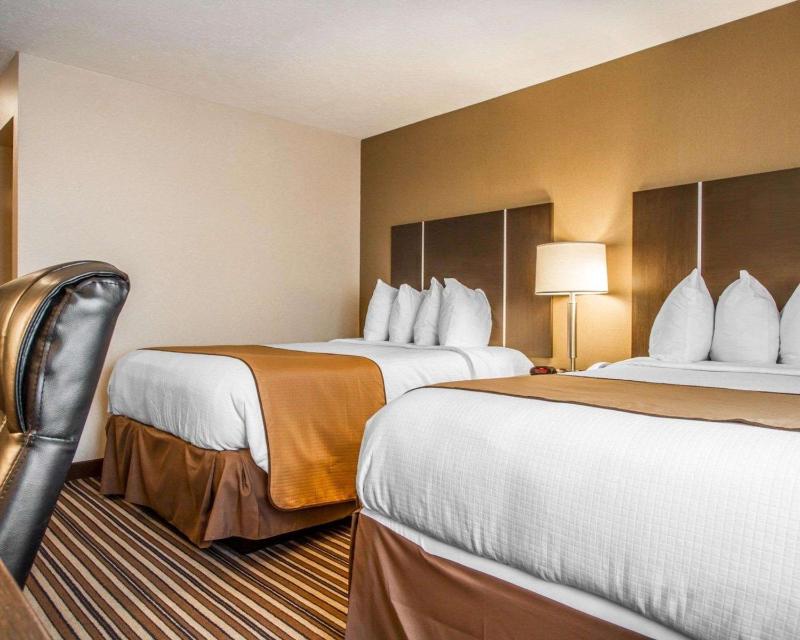 Double Room with Two Double Beds - Non-Smoking image 2