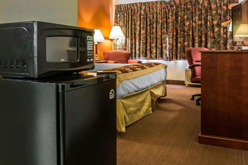 King Room - Non-Smoking image 2