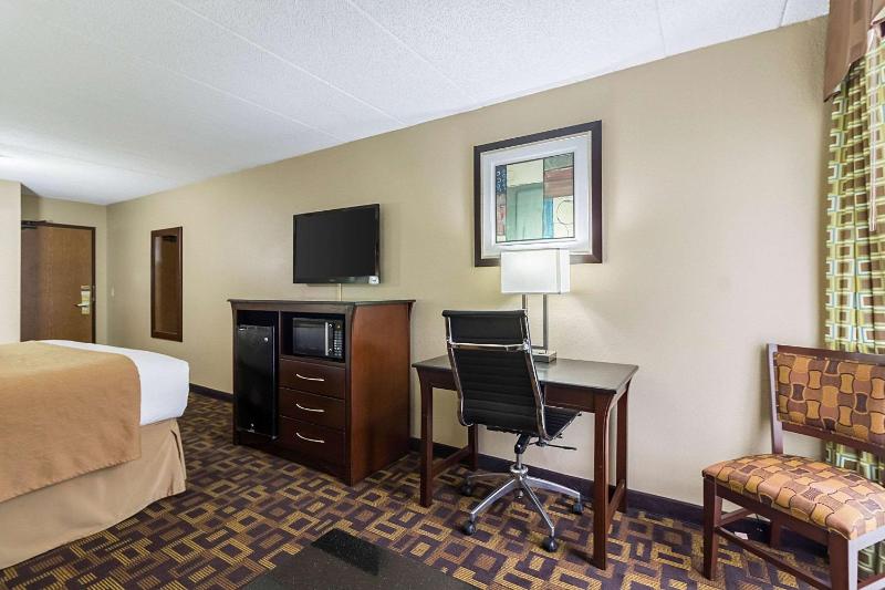 King Room image 2