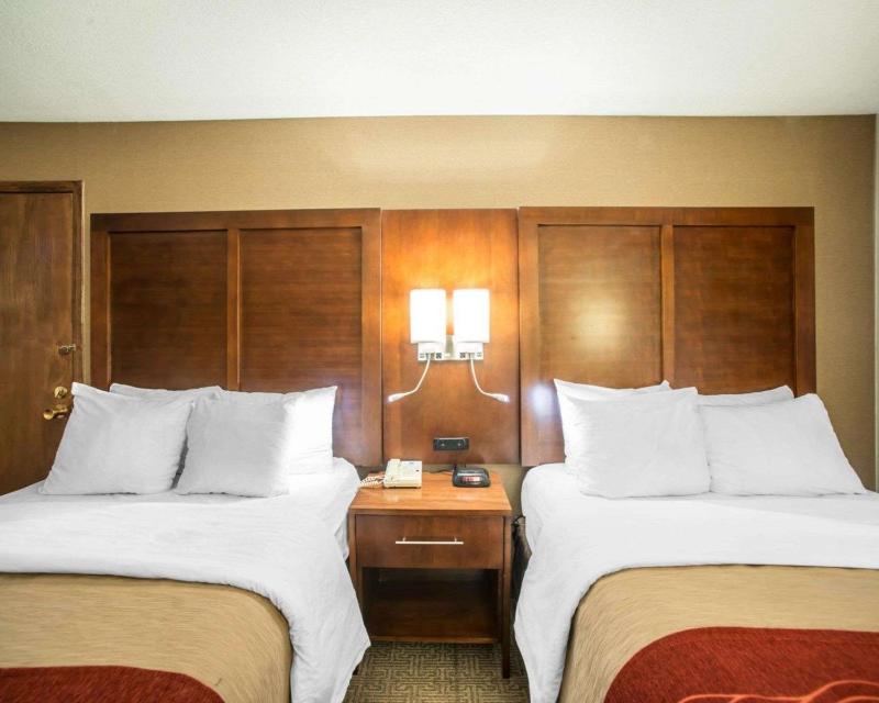 Double Room with Two Double Beds - Non-Smoking image 1