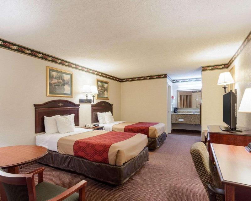 Double Room with Two Double Beds - Non-Smoking