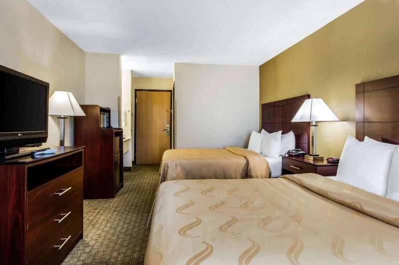 Double Room with Two Double Beds - Non-Smoking image 2