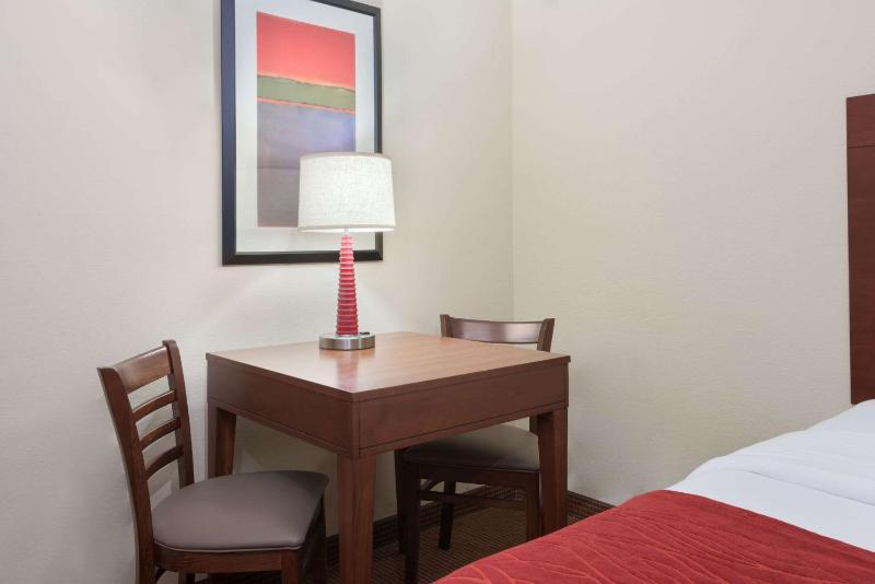 Double Room with Two Double Beds - Non-Smoking image 2