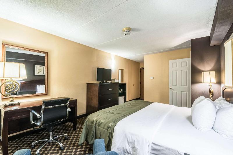 King Room - Disability Access/Non-Smoking image 2