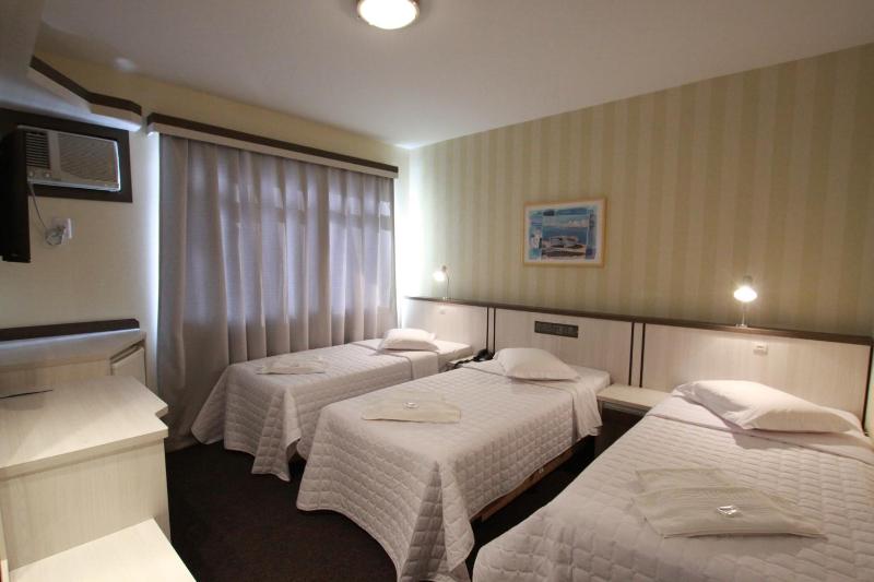 Hotel Blumenau by Pires - Balneário Camboriú - image 39